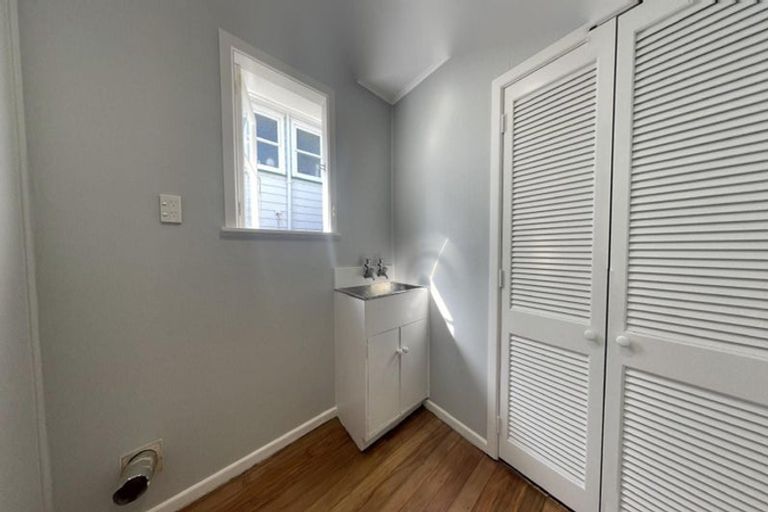 Photo of property in 11 Sydney Crescent, Raumati South, Paraparaumu, 5032