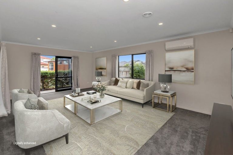 Photo of property in 5 Aarts Place, One Tree Point, 0118