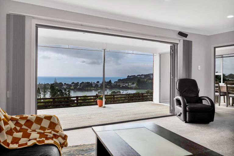 Photo of property in 29 Whakapaki Street, Urenui, 4375