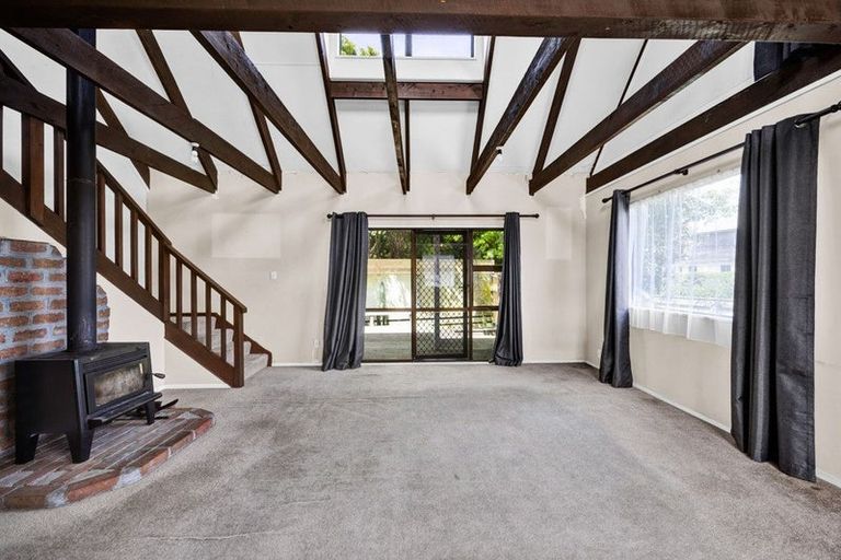 Photo of property in 4 Ponderosa Place, Opunake, 4616