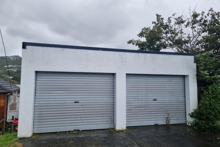 Photo of property in 15 Fisher Street, Johnsonville, Wellington, 6037