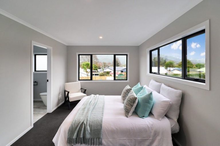 Photo of property in 20d Brentwood Street, Trentham, Upper Hutt, 5018