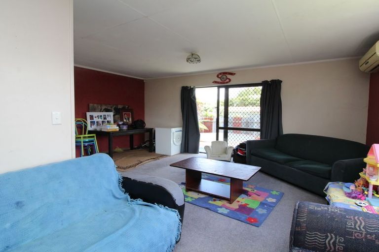 Photo of property in 2a Lee Road, Hannahs Bay, Rotorua, 3010