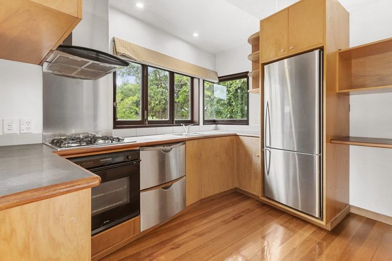 Photo of property in 85a Nevay Road, Miramar, Wellington, 6022