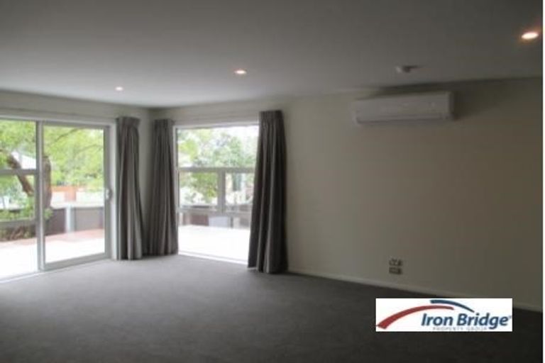Photo of property in 206 Centaurus Road, Saint Martins, Christchurch, 8022
