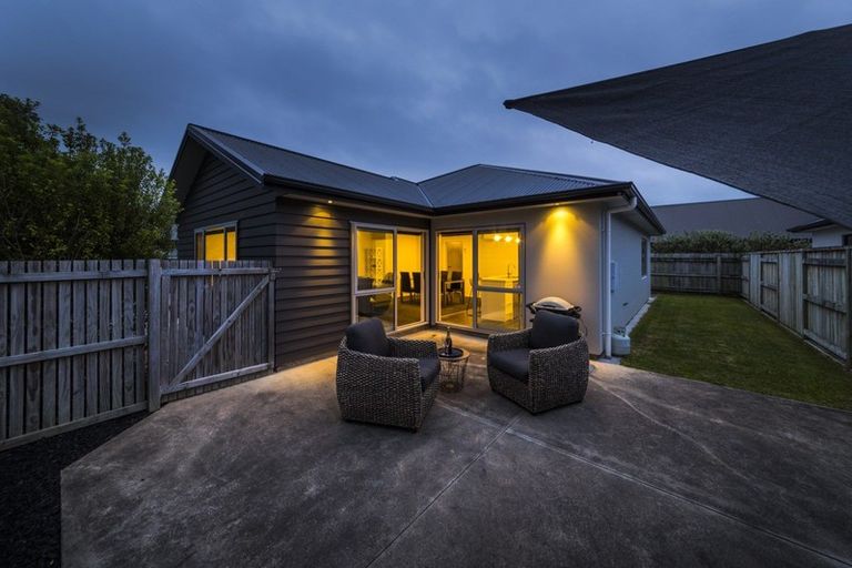 Photo of property in 6 Cardiff Street, Highbury, Palmerston North, 4412