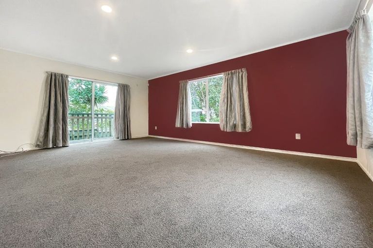 Photo of property in 1 Trilids Lane, Churton Park, Wellington, 6037