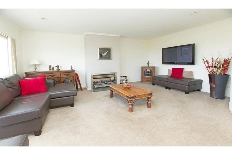 Photo of property in 11 Clansman Terrace, Gulf Harbour, Whangaparaoa, 0930