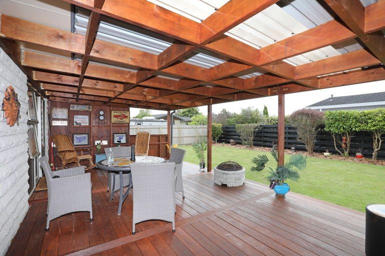 Photo of property in 1 Caroline Drive, Feilding, 4702