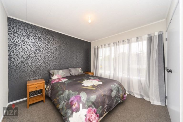 Photo of property in 32 Ferndale Place, Feilding, 4702