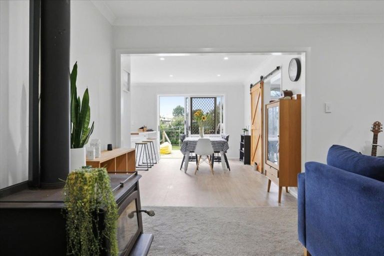 Photo of property in 67 Queen Street, Te Puke, 3119