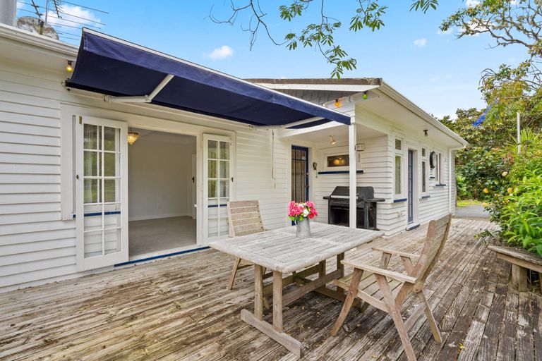 Photo of property in 30 Old Kaipara Road, Kaipara Flats, Warkworth, 0981