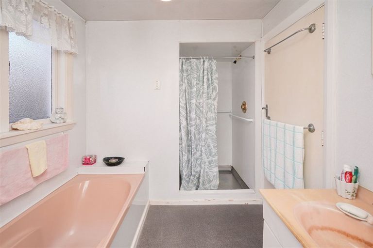 Photo of property in 34 Mcgregors Road, Bromley, Christchurch, 8062