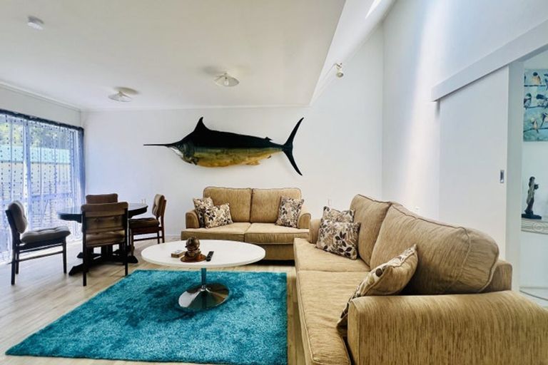 Photo of property in 98 Victoria Street, Coromandel, 3506