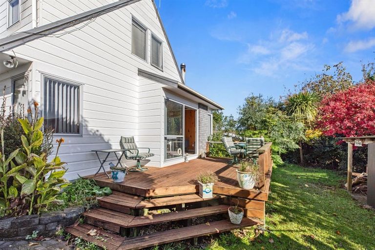 Photo of property in 30 Te Arawa Place, Welcome Bay, Tauranga, 3112