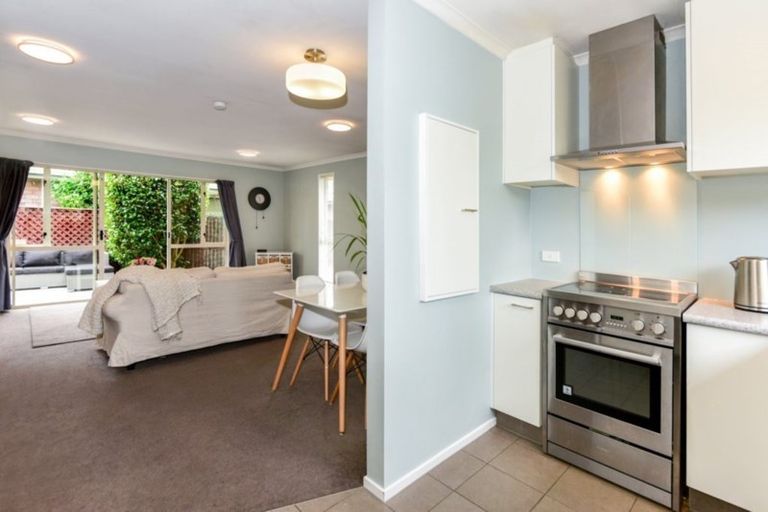 Photo of property in 8/71 Brougham Street, Addington, Christchurch, 8024