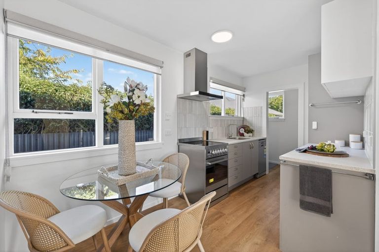 Photo of property in 3/102 Edward Avenue, Edgeware, Christchurch, 8013