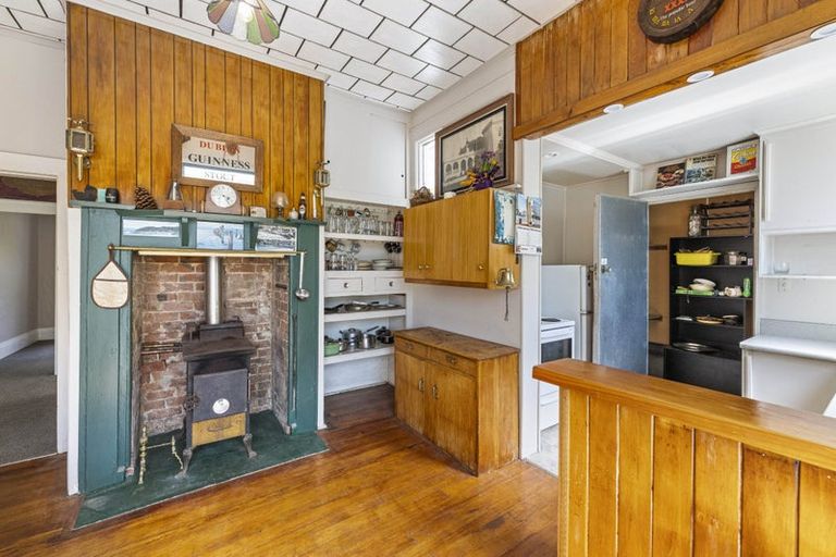 Photo of property in 113 Cliffs Road, Saint Clair, Dunedin, 9012