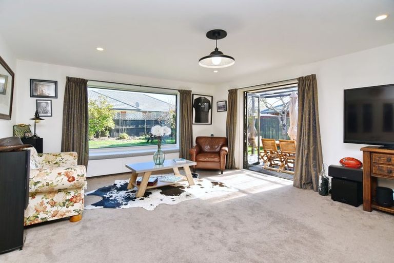 Photo of property in 29 Glastonbury Drive, Burwood, Christchurch, 8083
