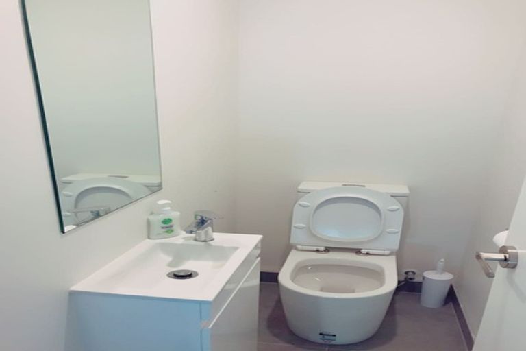 Photo of property in 10 Toia Lane, Silverdale, 0932