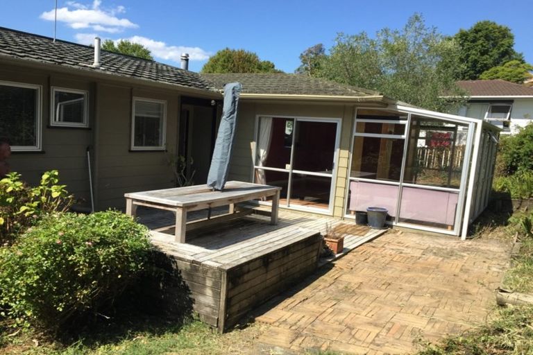 Photo of property in 7 Osmond Court, Sunnyvale, Auckland, 0612