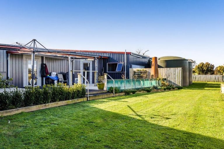 Photo of property in 280 Austin Road, Normanby, Hawera, 4673