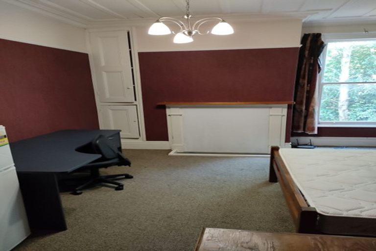 Photo of property in 6 Heriot Row, Dunedin Central, Dunedin, 9016