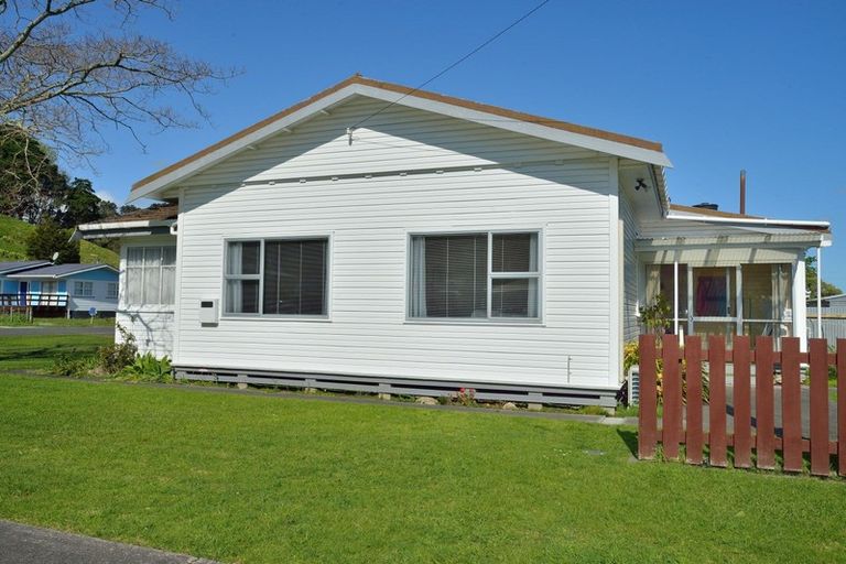 Photo of property in 42 Oswald Street, Mangapapa, Gisborne, 4010