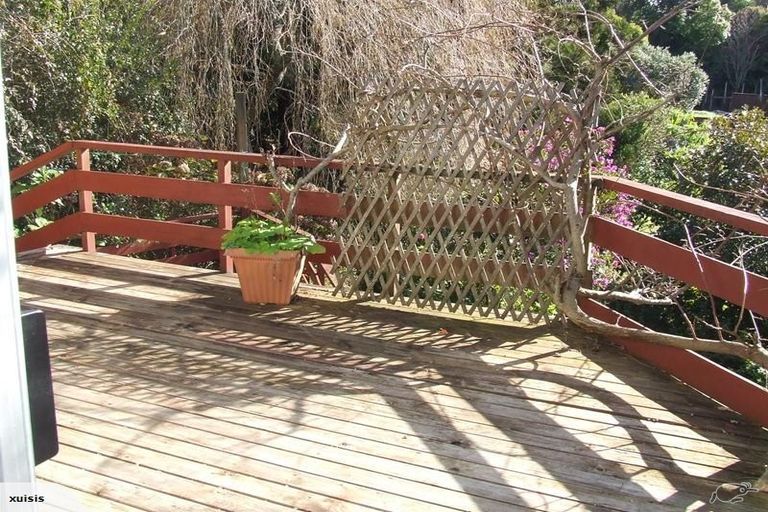 Photo of property in 8 Cypress Place, Sunnynook, Auckland, 0620