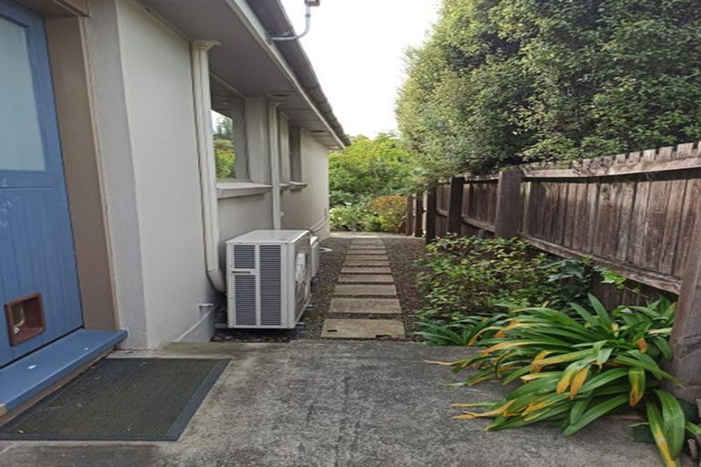 Photo of property in 45 Hackthorne Road, Cashmere, Christchurch, 8022