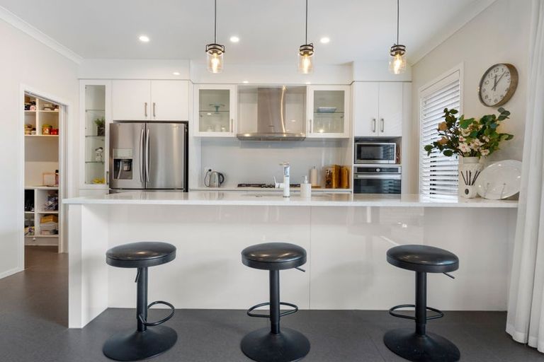 Photo of property in 54 Norfolk Drive, Cambridge, 3434