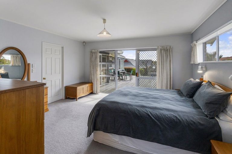 Photo of property in 18 Simmental Crescent, Somerville, Auckland, 2014