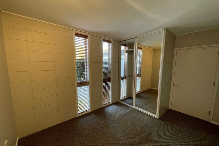 Photo of property in 1/40 Walpole Avenue, Hillpark, Auckland, 2102