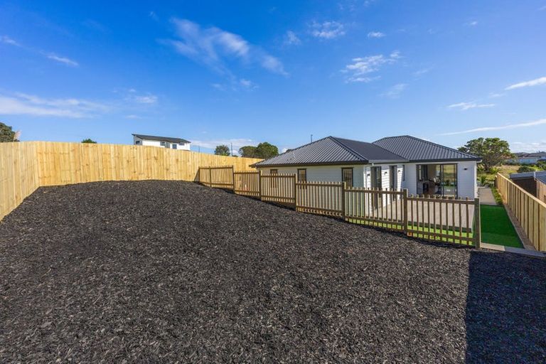 Photo of property in 63 Ta Moko Drive, Gulf Harbour, 0930