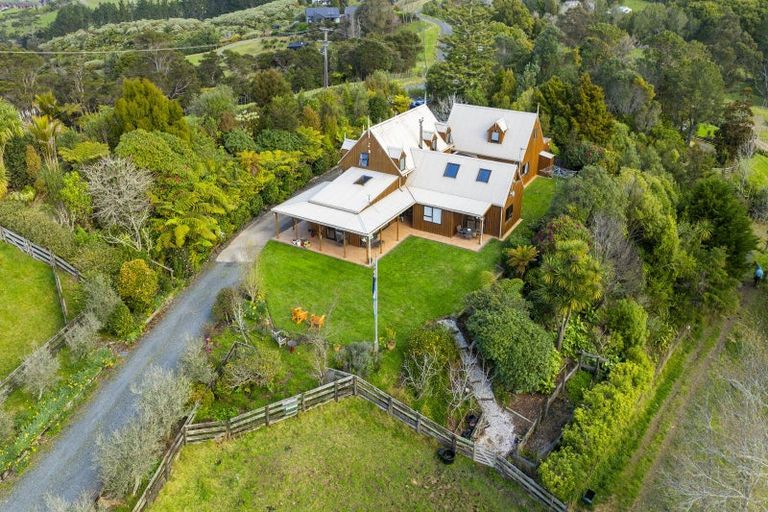 Photo of property in 47 Cherrington Road, Clevedon, Papakura, 2582