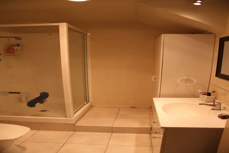 Photo of property in 21 Cardiff Road, Pakuranga, Auckland, 2010