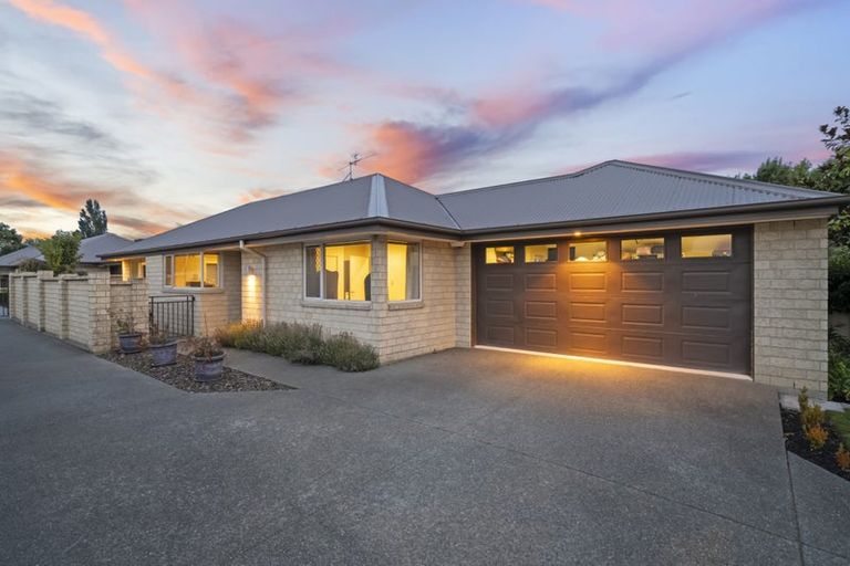 Photo of property in 166 Barrington Street, Somerfield, Christchurch, 8024