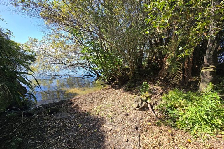 Photo of property in 187 Kawaha Point Road, Kawaha Point, Rotorua, 3010