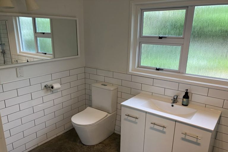 Photo of property in 1/24 Lambley Road, Titahi Bay, Porirua, 5022