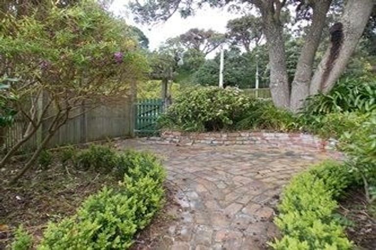 Photo of property in 19 Ascot Street, Thorndon, Wellington, 6011