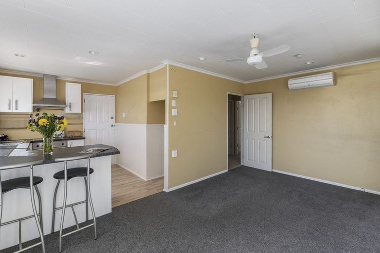 Photo of property in 8 Campion Road, Waikanae Beach, Waikanae, 5036