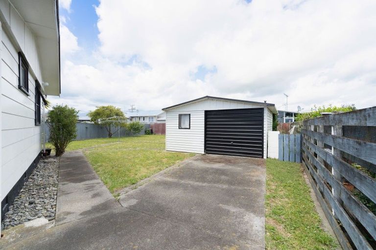 Photo of property in 127 Queen Street West, Levin, 5510