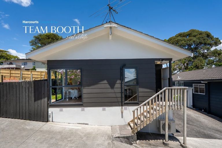 Photo of property in 32a Bayview Road, Bayview, Auckland, 0629