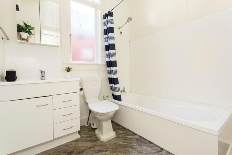 Photo of property in 11 Northumberland Street, North East Valley, Dunedin, 9010