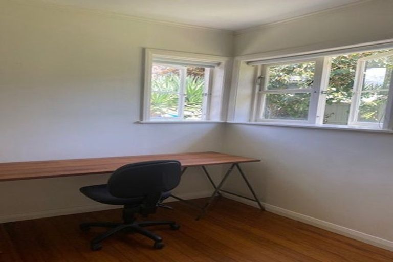 Photo of property in 89 Walmer Road, Point Chevalier, Auckland, 1022