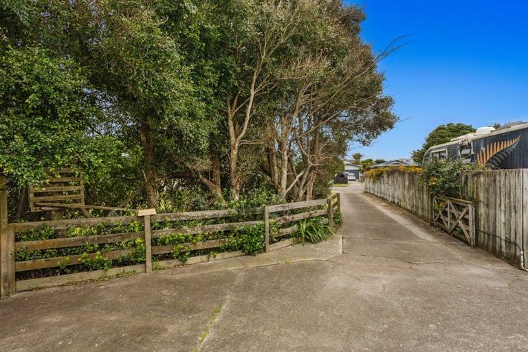 Photo of property in 4 Marlin Drive, Coastlands, Whakatane, 3120