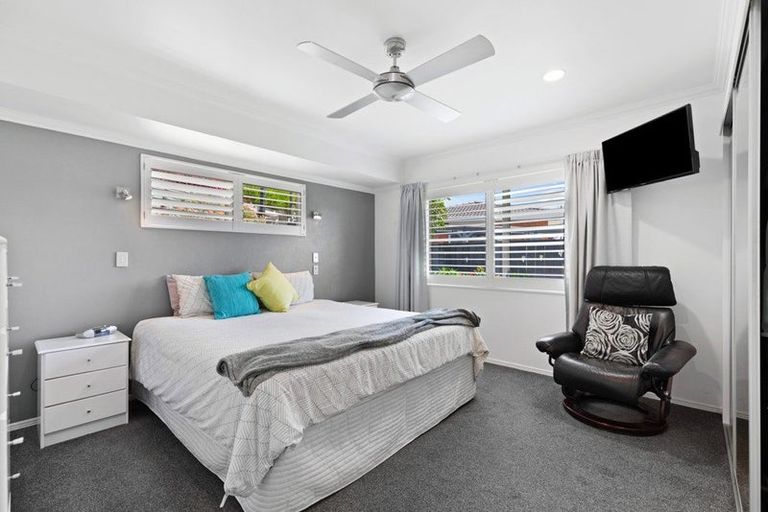 Photo of property in 4 Palm Court, Mount Maunganui, 3116