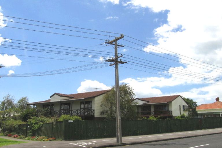 Photo of property in 3/136 Calliope Road, Stanley Point, Auckland, 0624