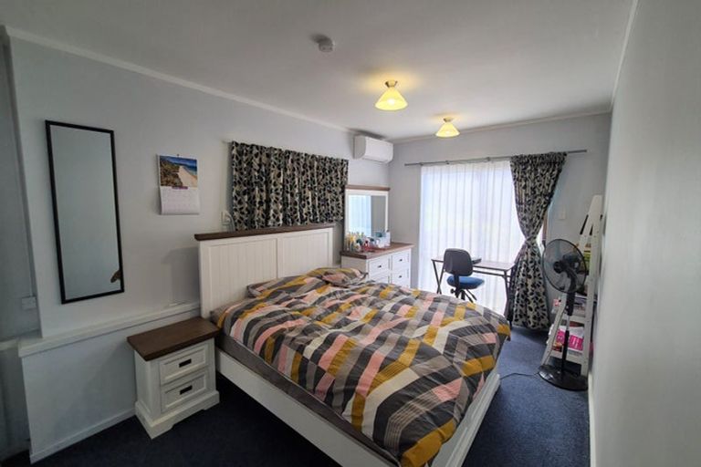 Photo of property in 18 Commins Road, Onerahi, Whangarei, 0110