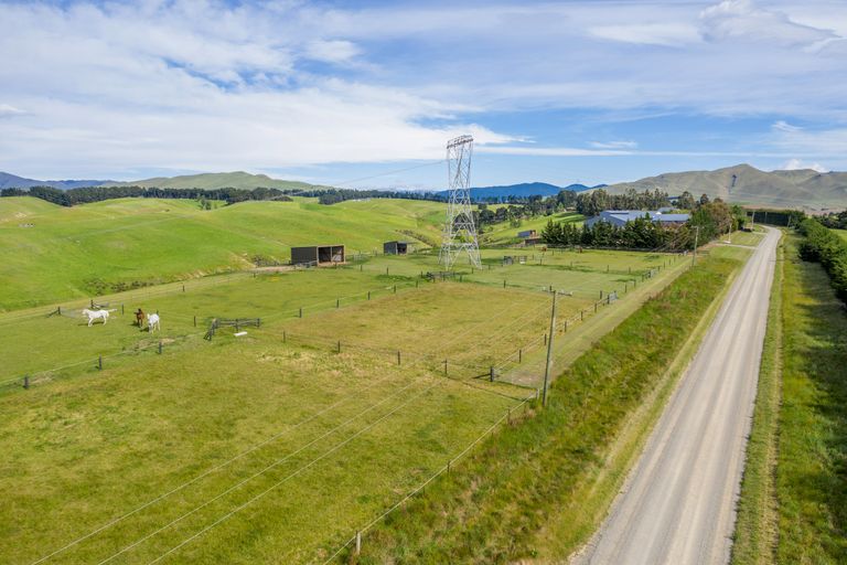 Photo of property in 195 Mound Road, Broomfield, 7482